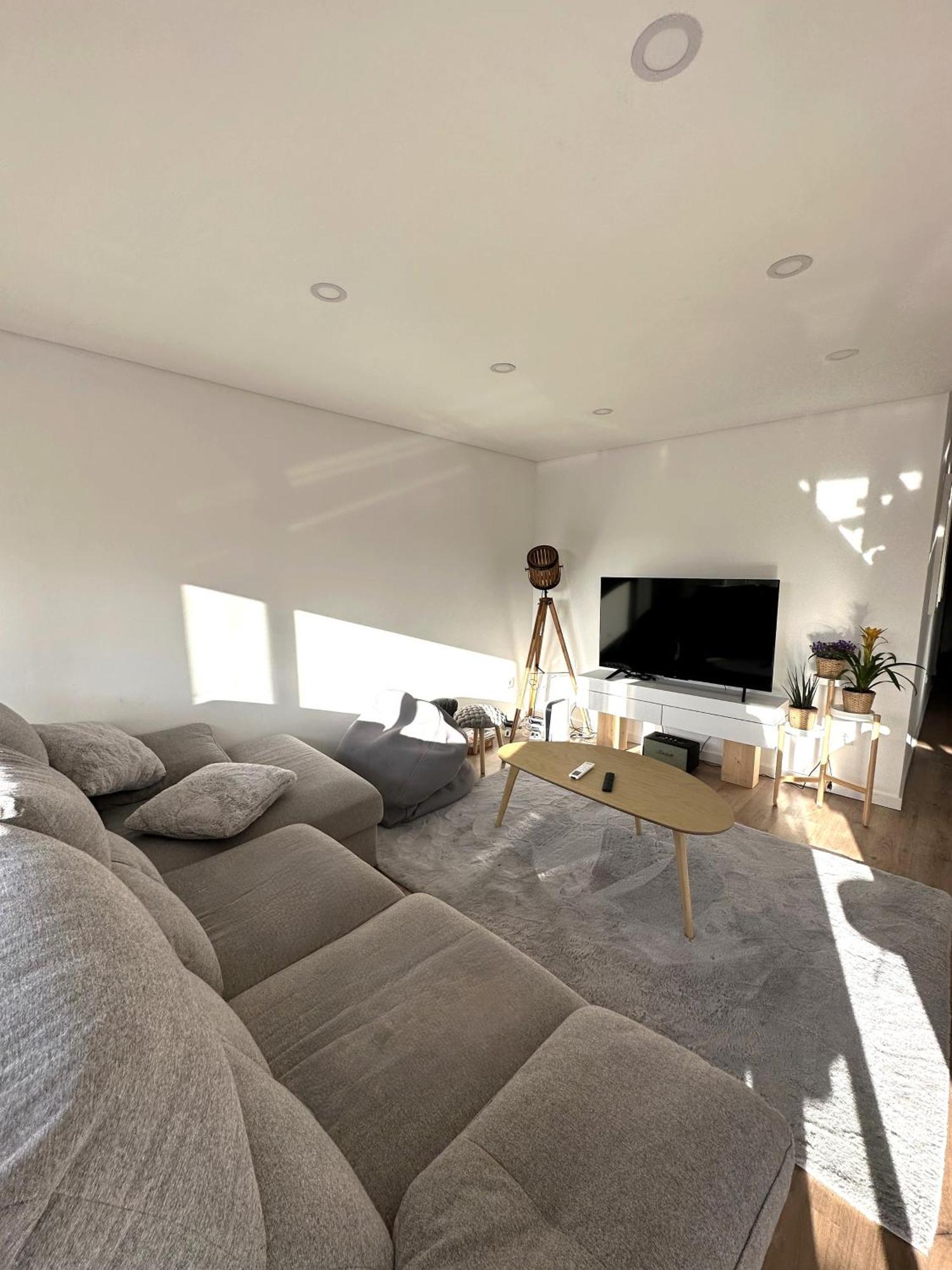 Fantastico T3 - 6 Pessoas - Novo Apartment *