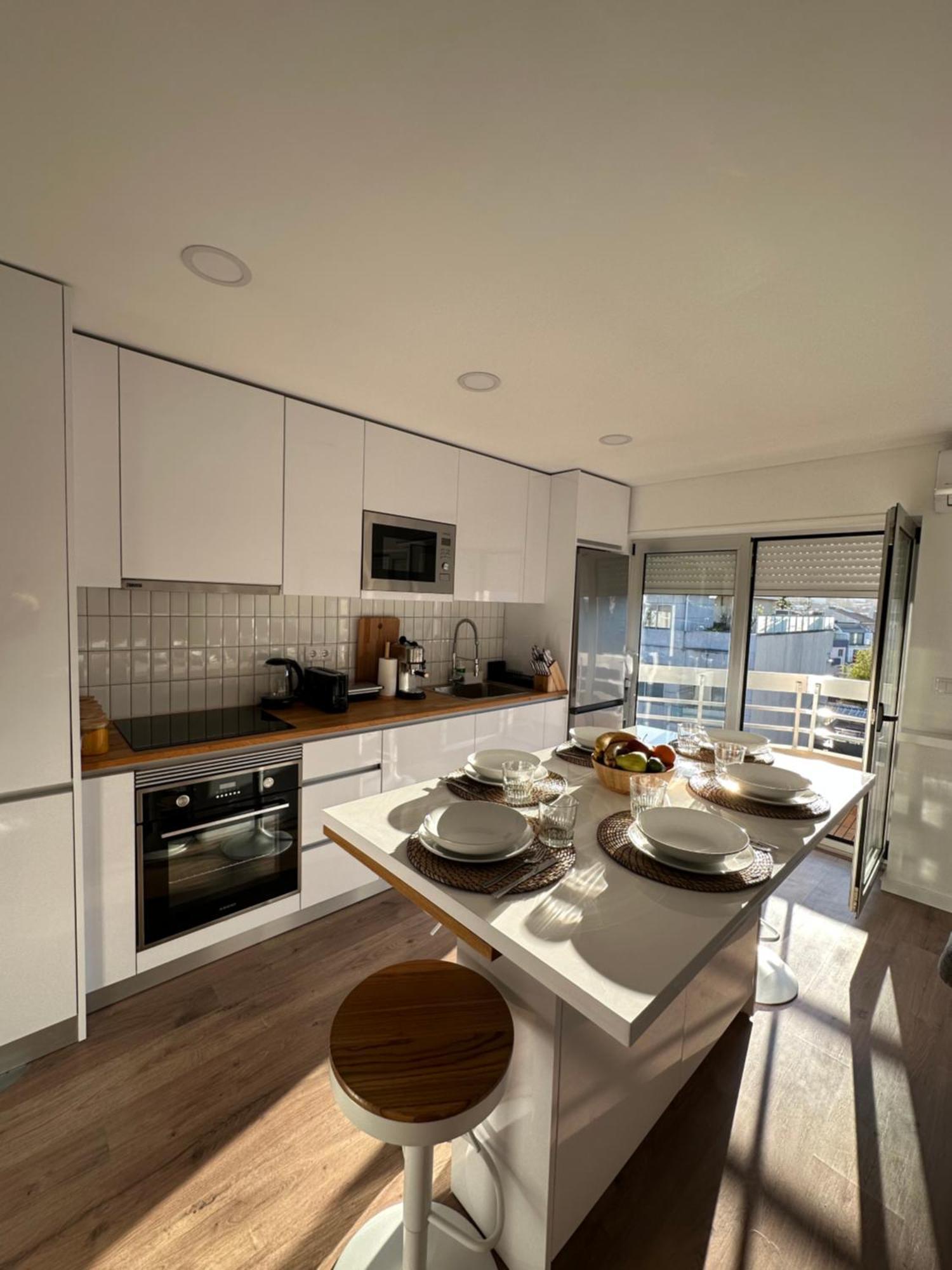 Fantastico T3 - 6 Pessoas - Novo Apartment *